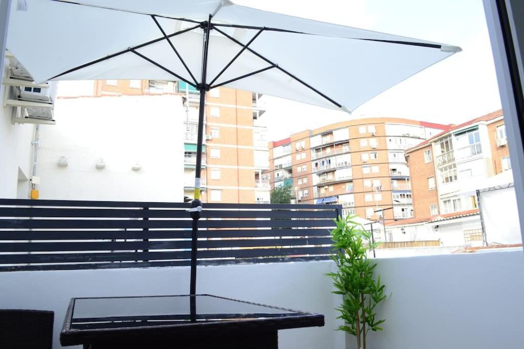 Casa En Alquiler Vacacional En Alcalá de Henares Eksteriør billede